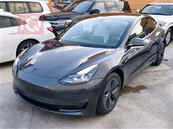 تسلا موديل 3